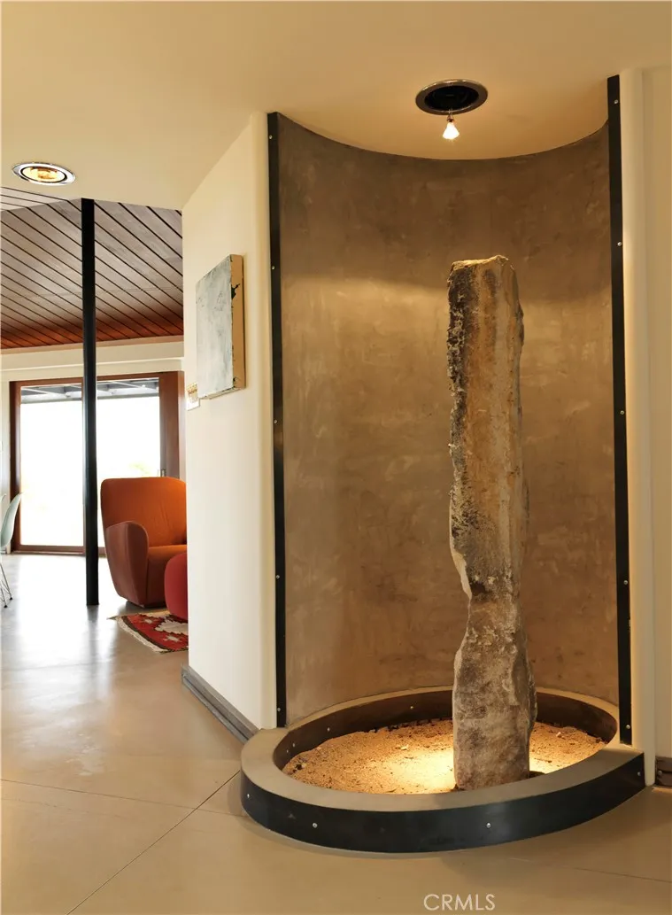 5960 Sunrise Road, 29 Palms, California 92277 home-pic-12